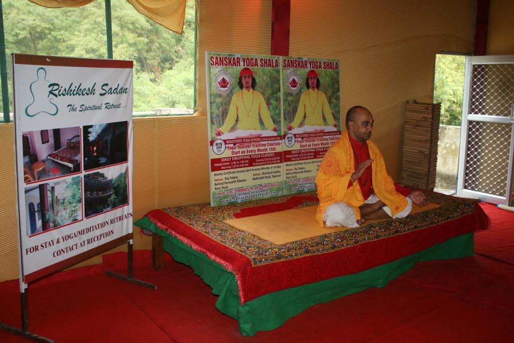 Rishikesh Sadan A Yoga & Spritual Retreat Hotell Tapovan Exteriör bild