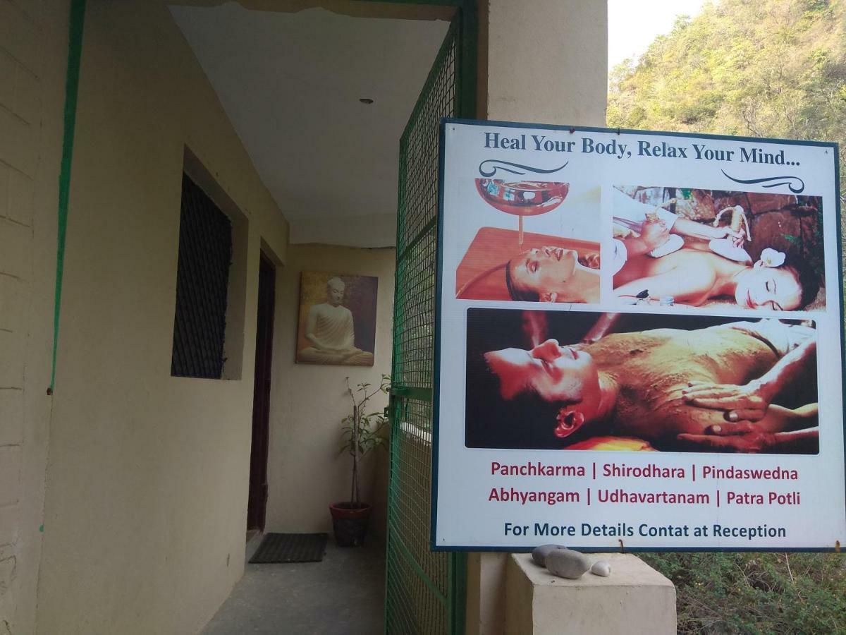 Rishikesh Sadan A Yoga & Spritual Retreat Hotell Tapovan Exteriör bild
