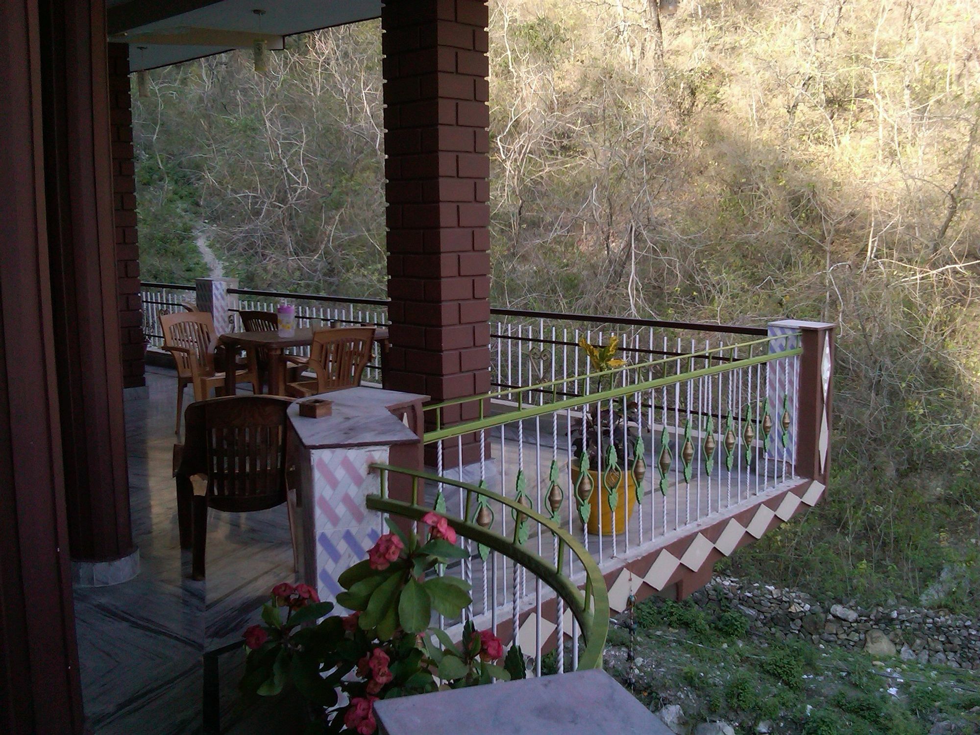 Rishikesh Sadan A Yoga & Spritual Retreat Hotell Tapovan Exteriör bild
