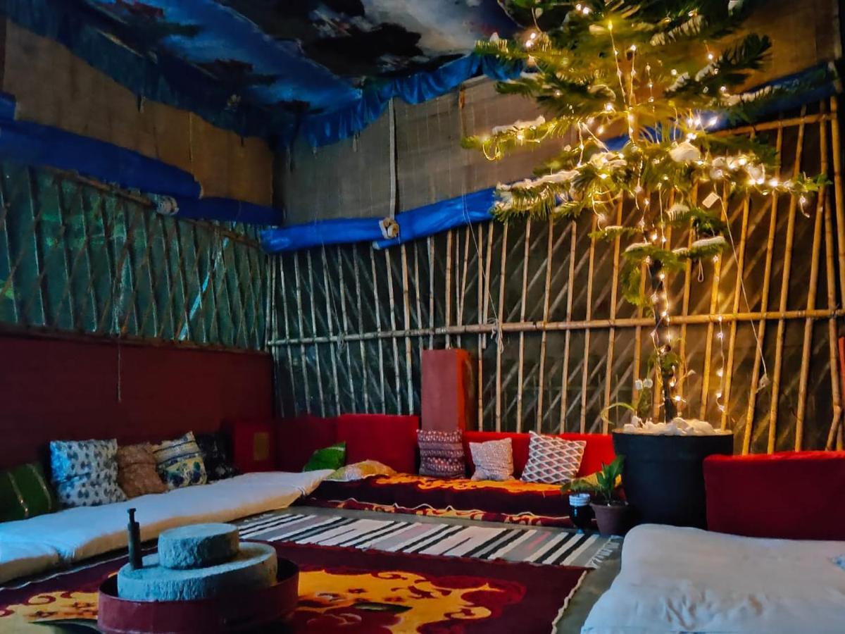 Rishikesh Sadan A Yoga & Spritual Retreat Hotell Tapovan Exteriör bild